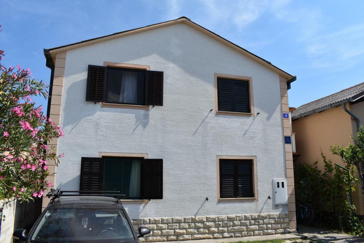 Apartman Nin-Dodo Extérieur photo