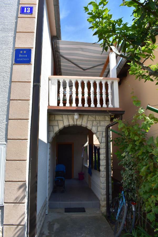 Apartman Nin-Dodo Extérieur photo